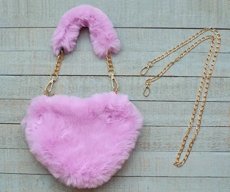 Lavender Furry Heart Purse Vann Liv