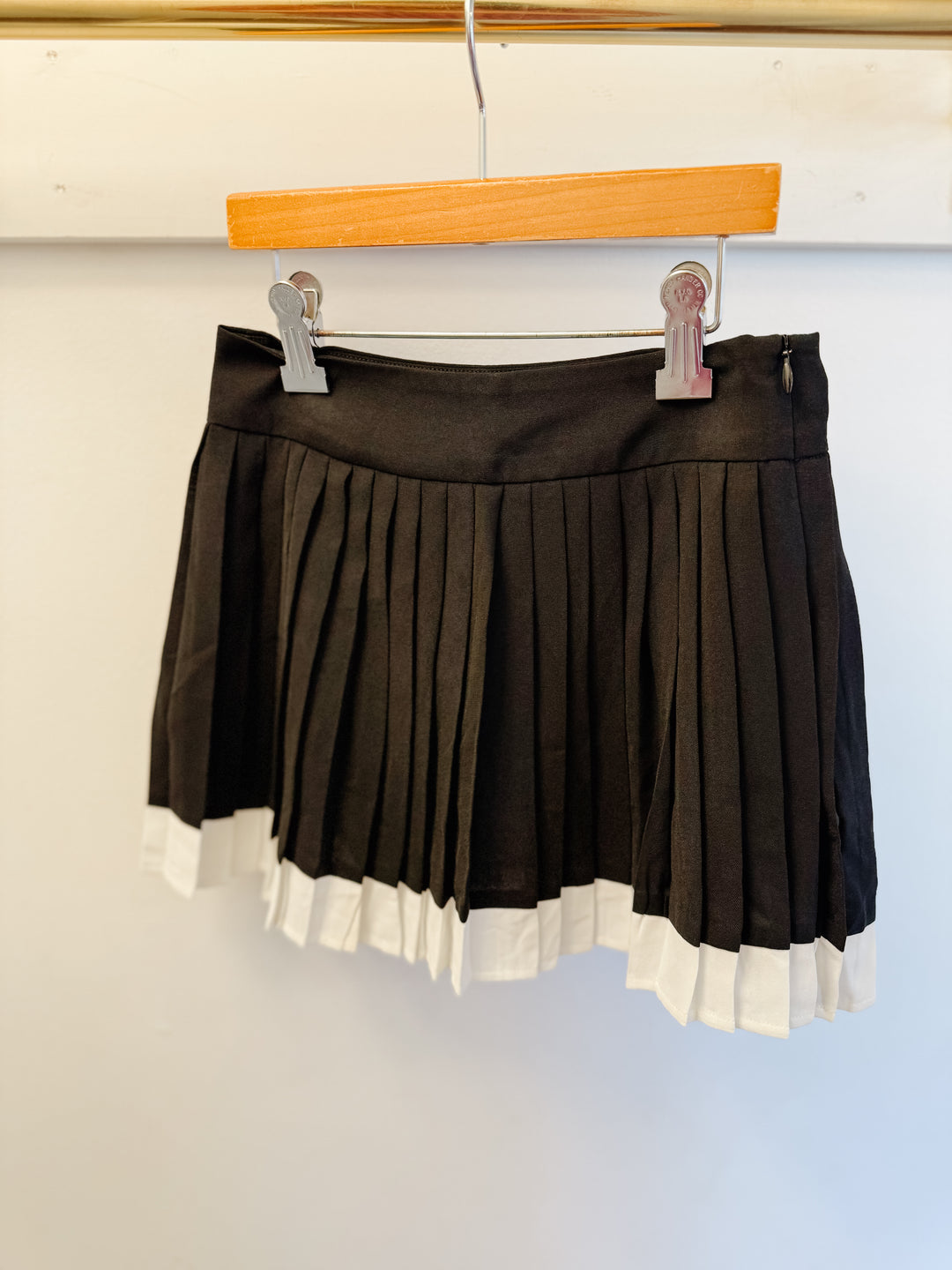 Pleat Libba Skirt in Textured Pink