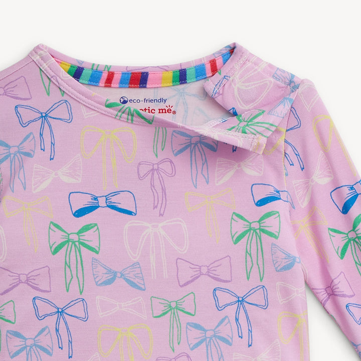 Magnetic Me Take a Bow Pajama Set